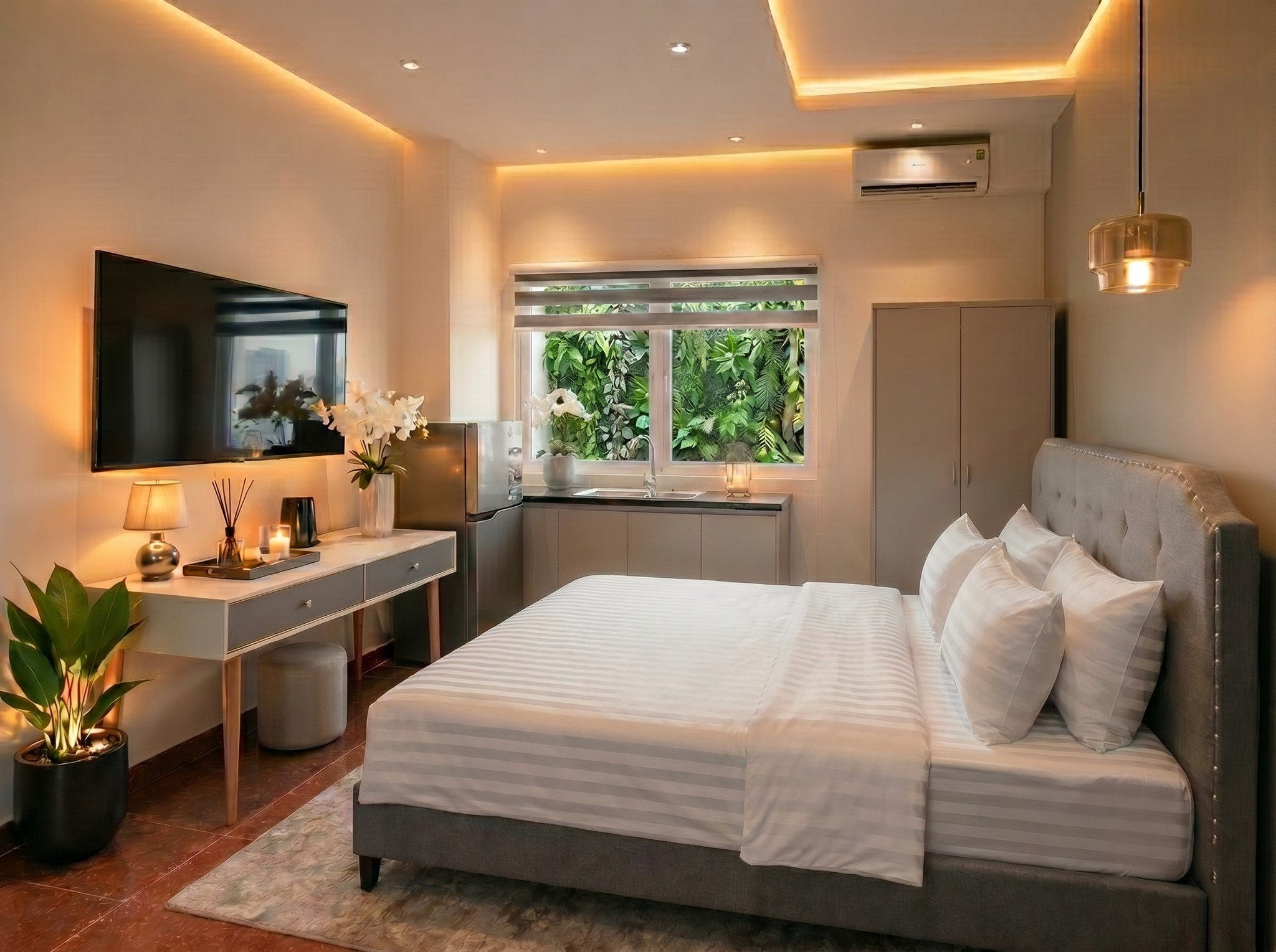 Hotel near notre dame cathedral Saigon with elegant boutique style