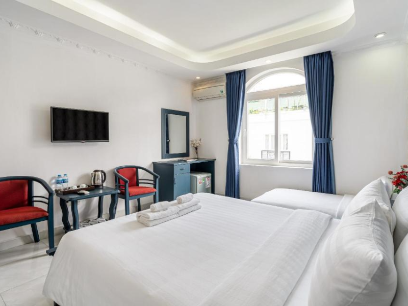 Triple Suite